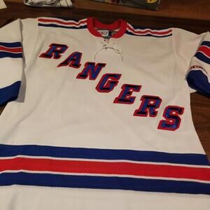 Vintage CCM New York Rangers Jersey Size Child L/XL made In CANADA